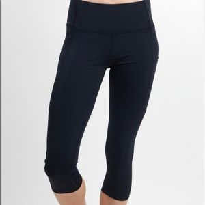 Alta Silk Legging Capri